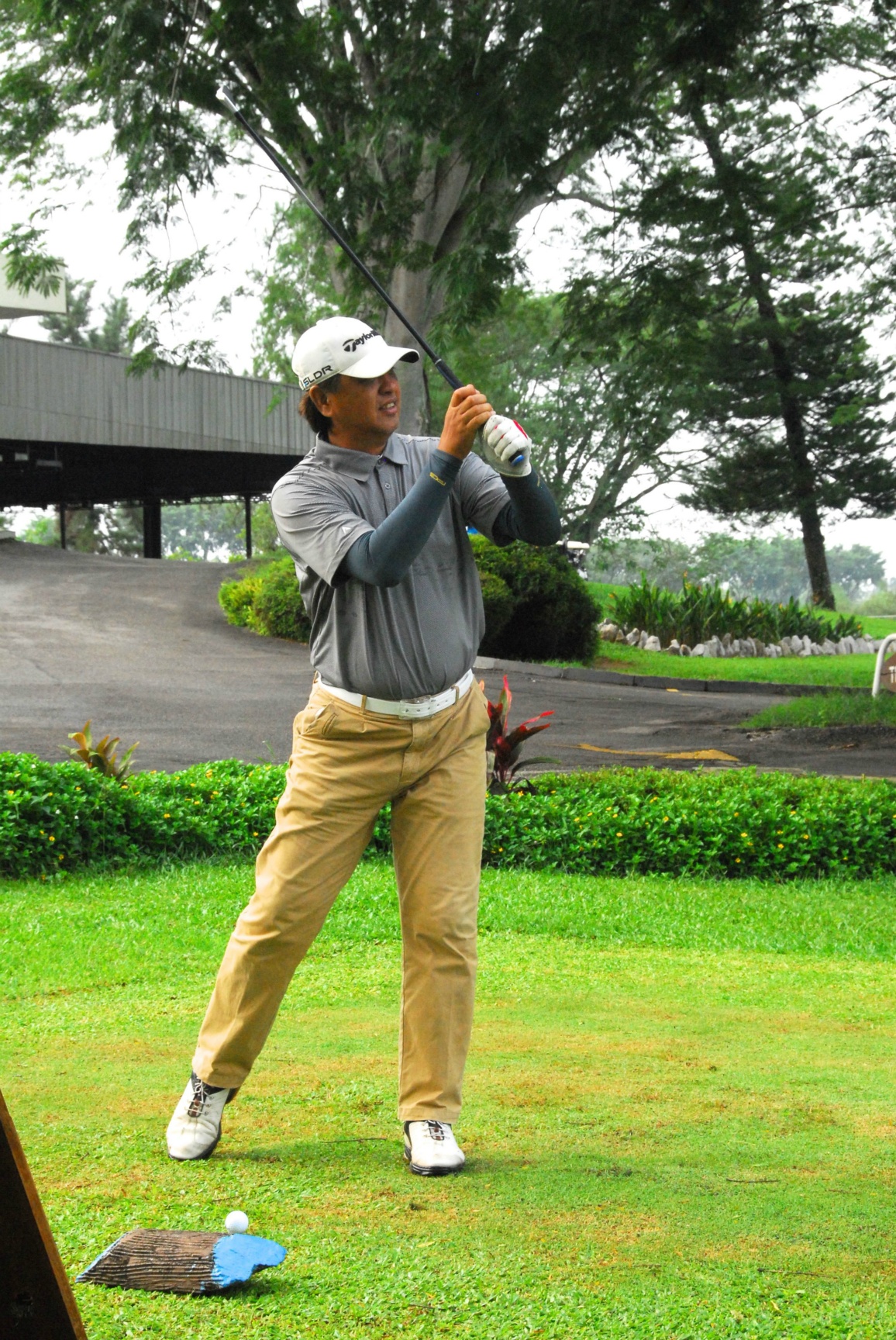 PRO15 157 GOLF DSC 0284.JPG